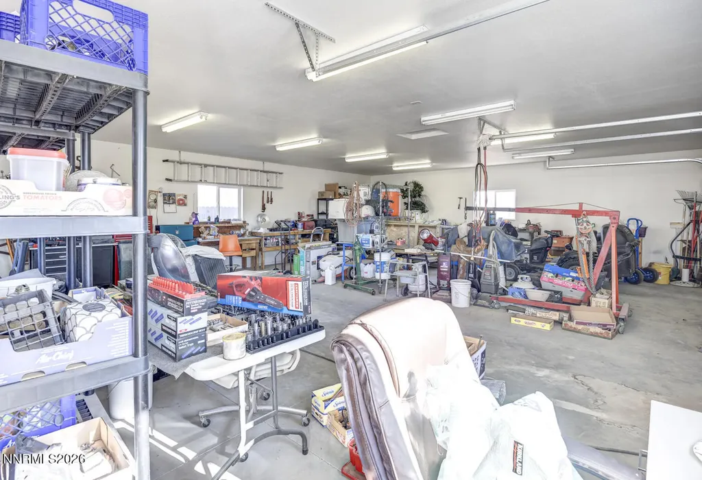 2100 Birch Fallon NV 89406