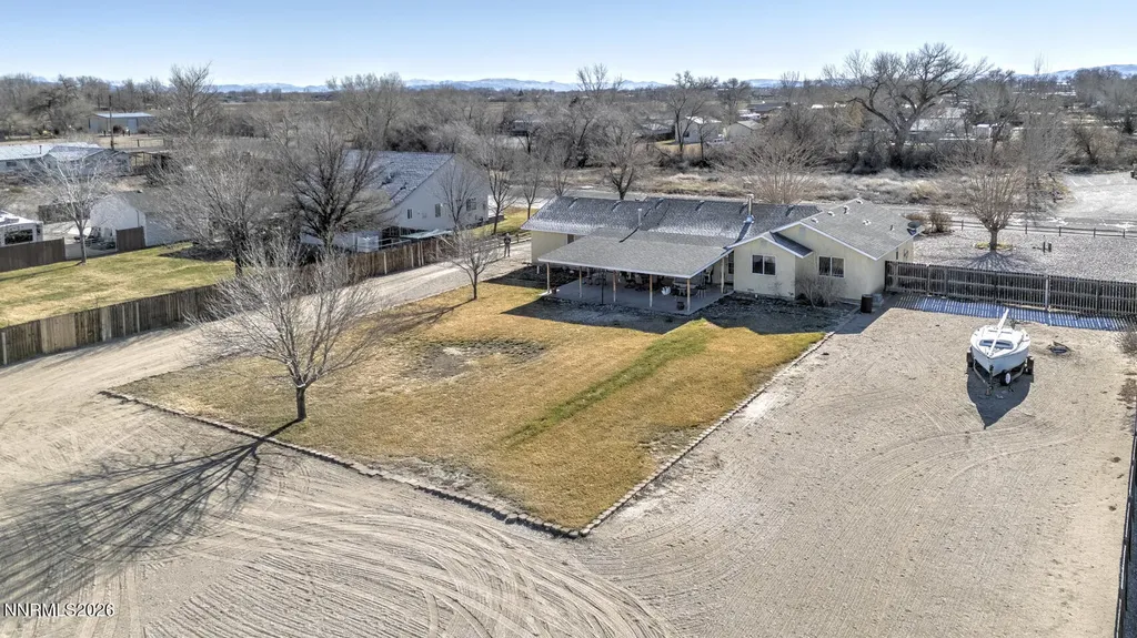 2100 Birch Fallon NV 89406