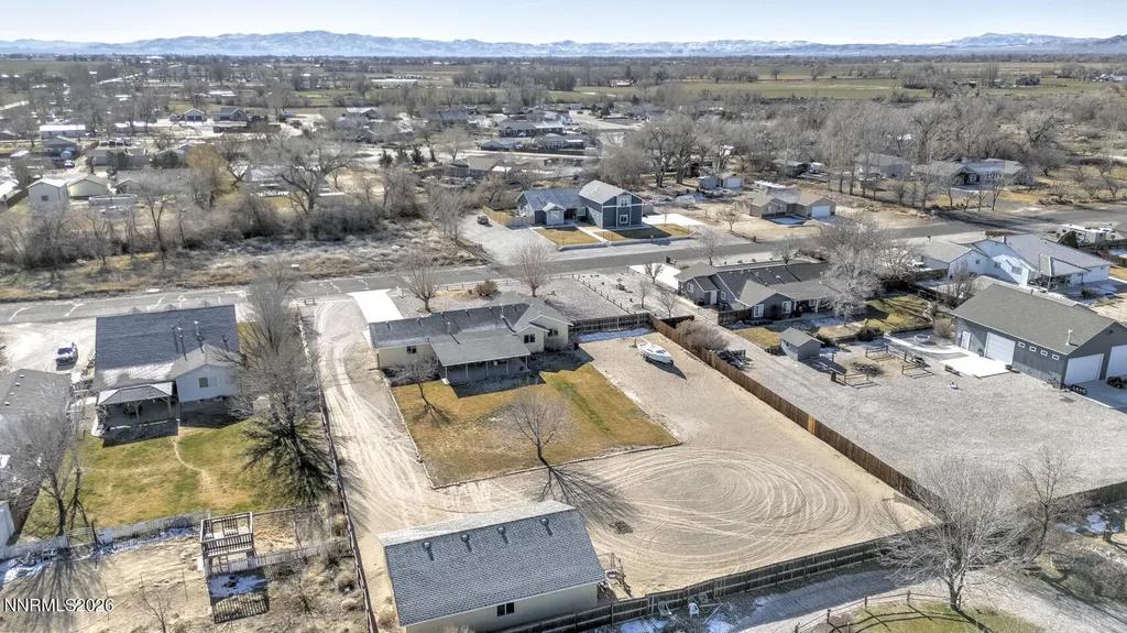 2100 Birch Fallon NV 89406
