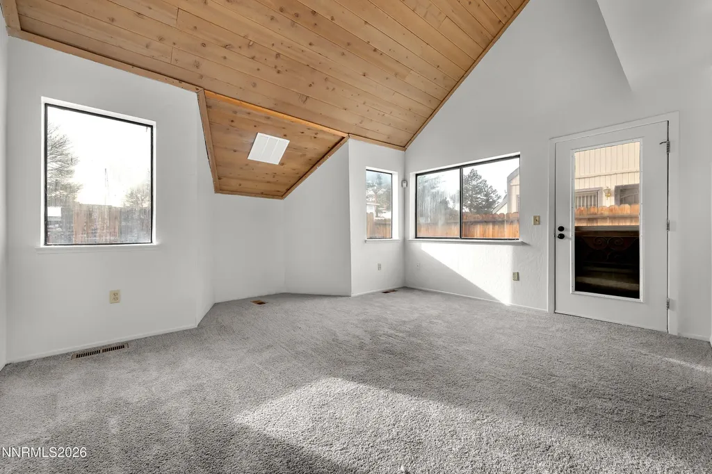 2561 Garfield Sparks NV 89431