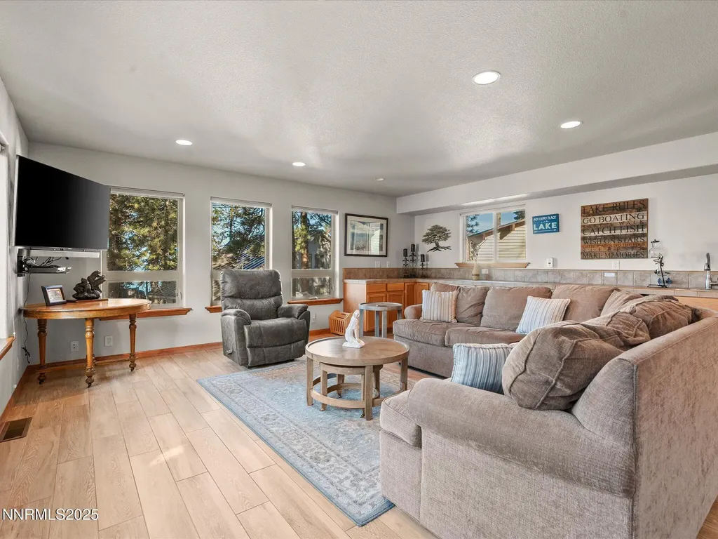 462 Reno Zephyr Cove NV 89448