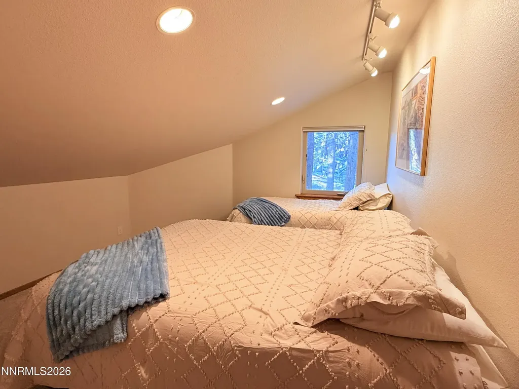 462 Reno Zephyr Cove NV 89448