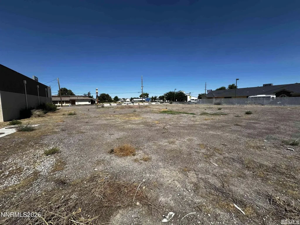 1291 Taylor Fallon NV 89406