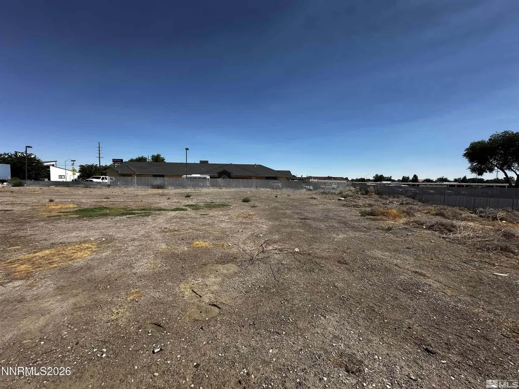 1291 Taylor Fallon NV 89406