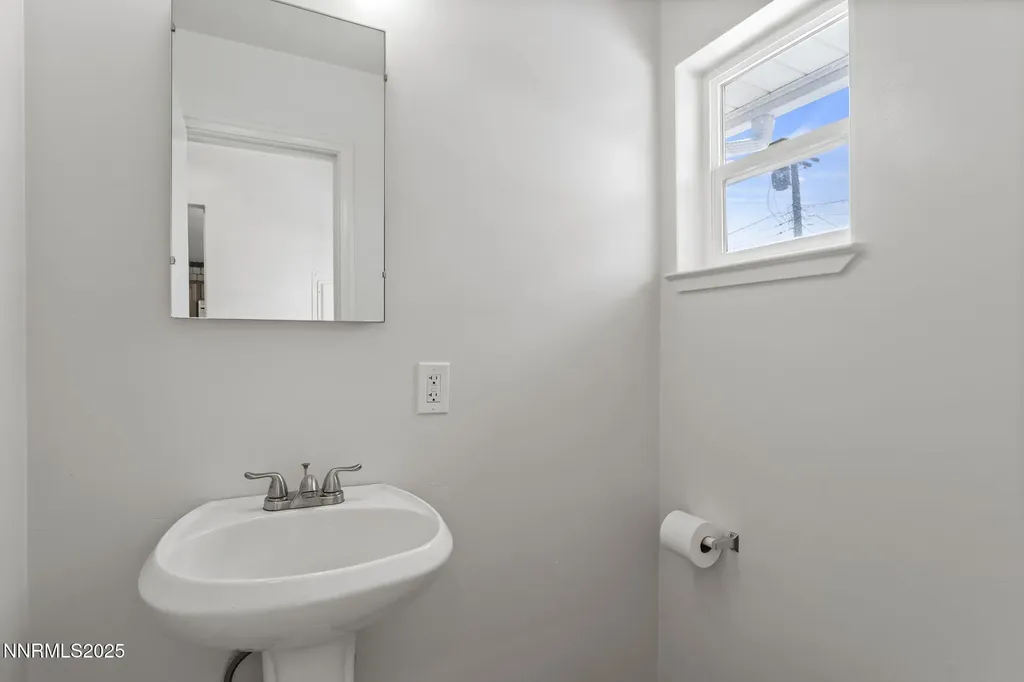 840 Brookfield Reno NV 89503