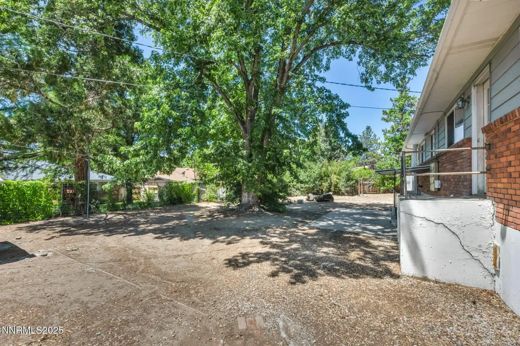 840 Brookfield Reno NV 89503