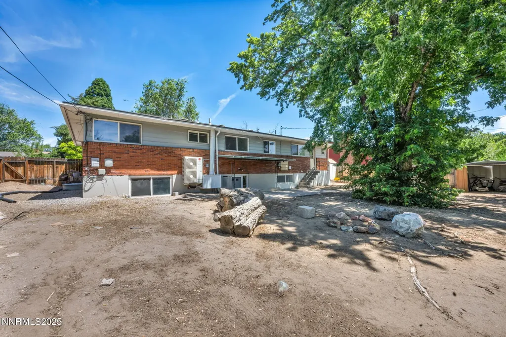 840 Brookfield Reno NV 89503