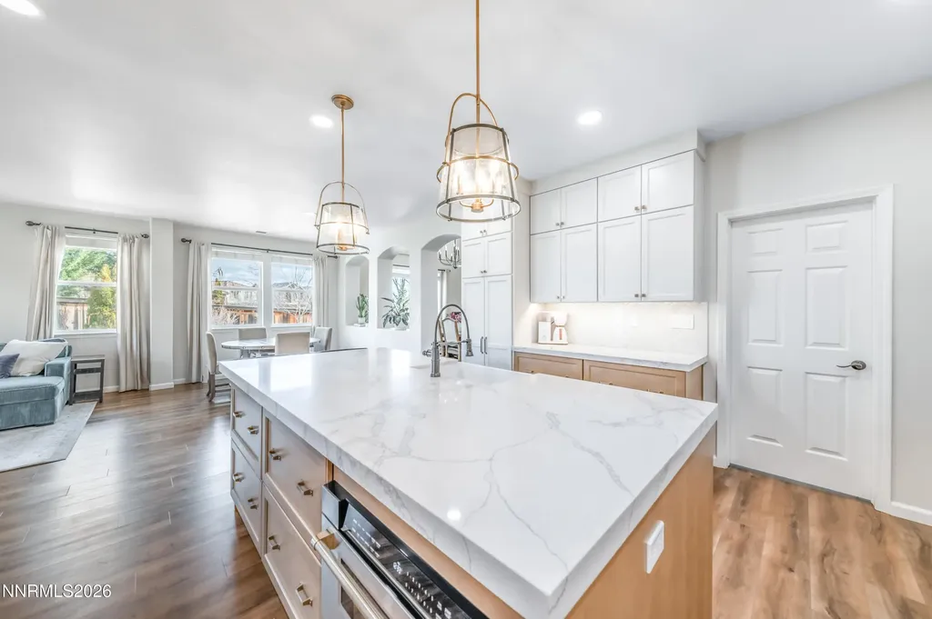 7705 Peavine Shadow Reno NV 89523