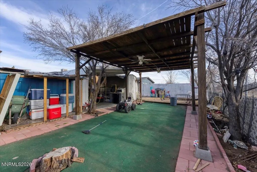 985 Villa Fernley NV 89408