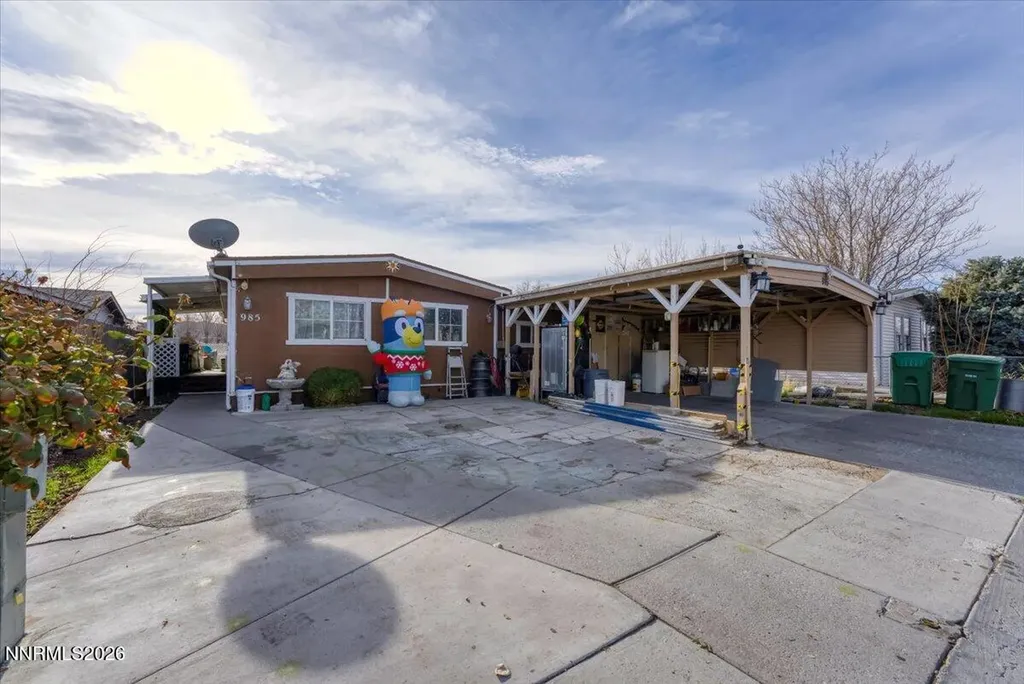 985 Villa Fernley NV 89408