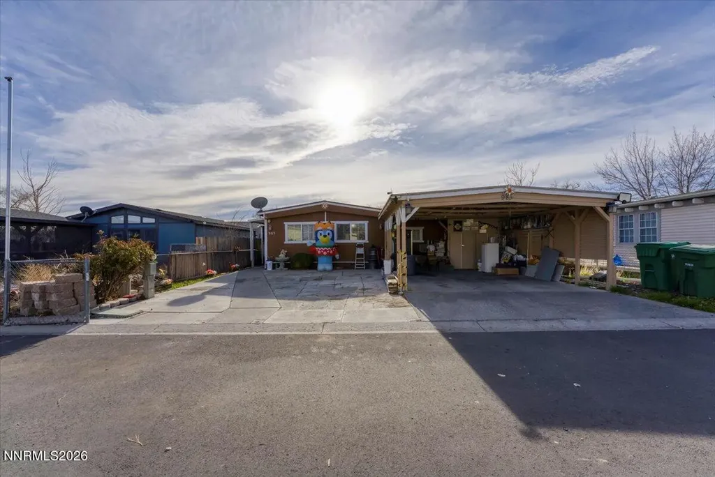 985 Villa Fernley NV 89408