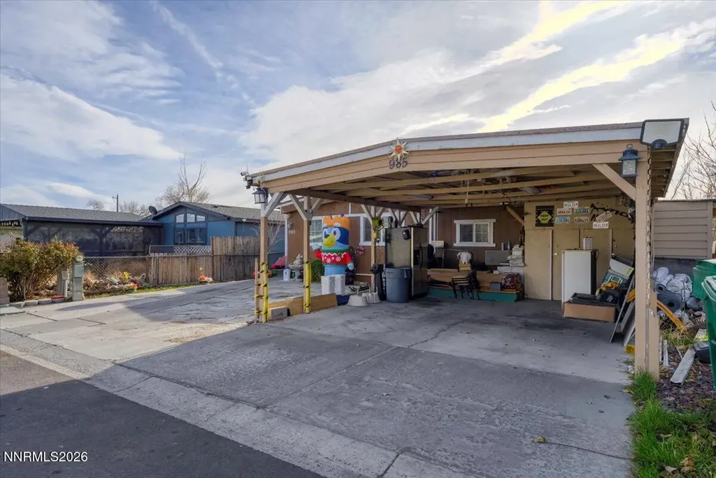 985 Villa Fernley NV 89408