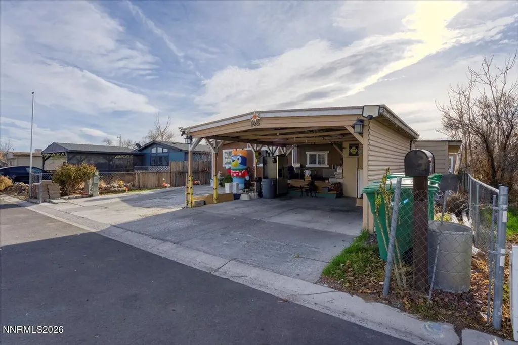 985 Villa Fernley NV 89408