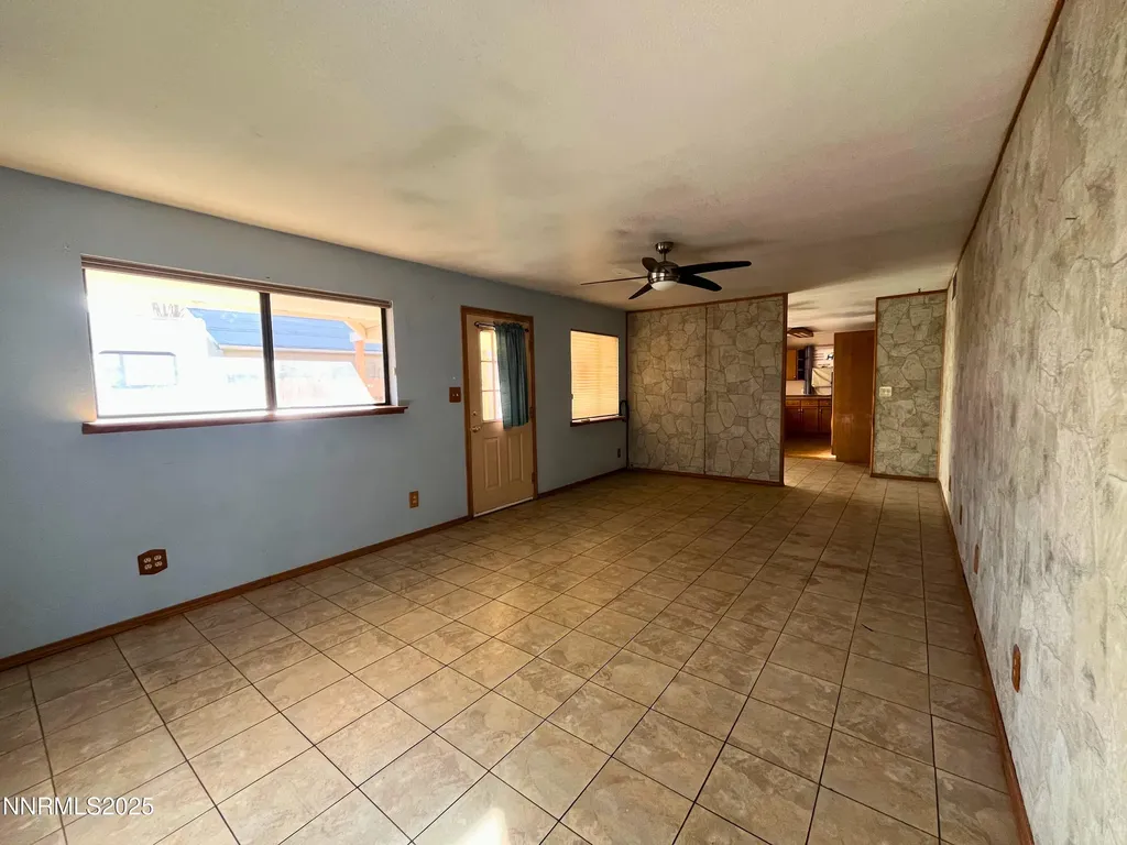 645 K Hawthorne NV 89415