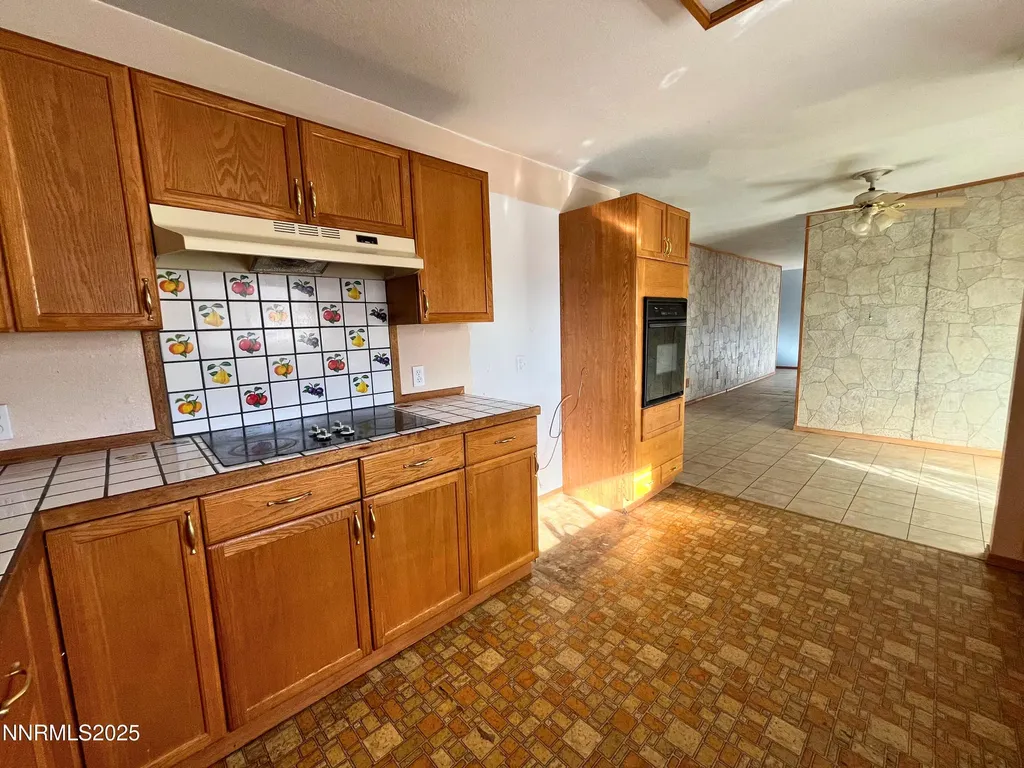 645 K Hawthorne NV 89415