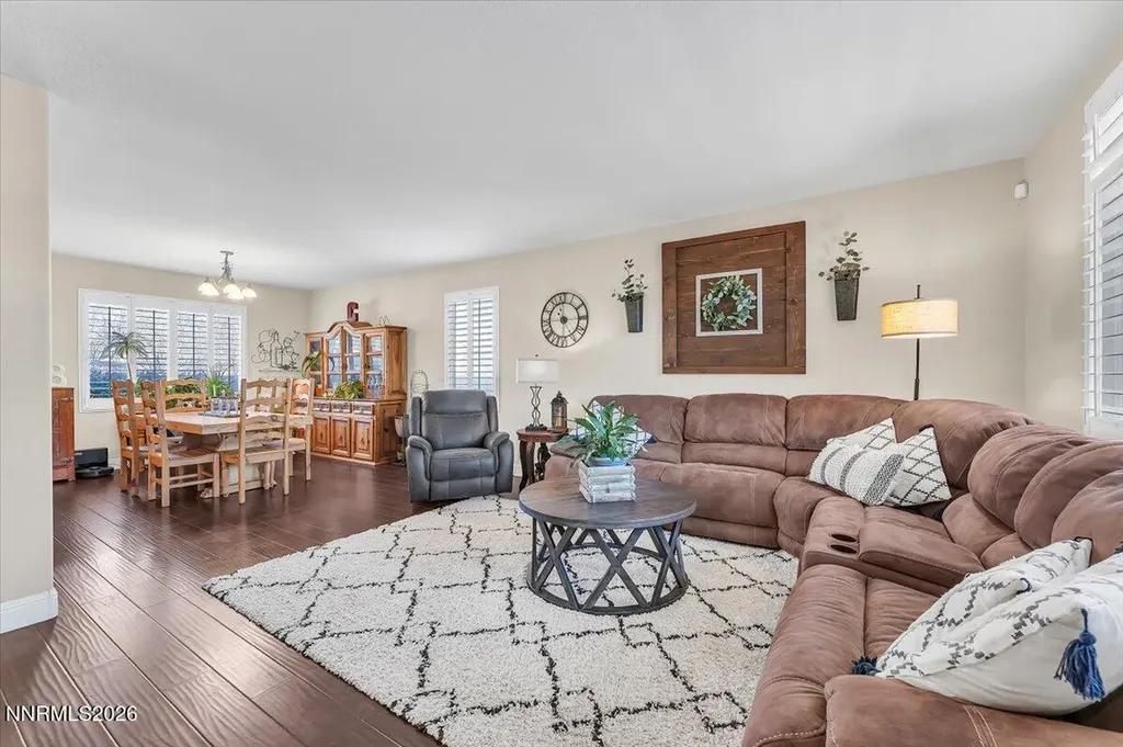 4535 Great Falls Reno NV 89511