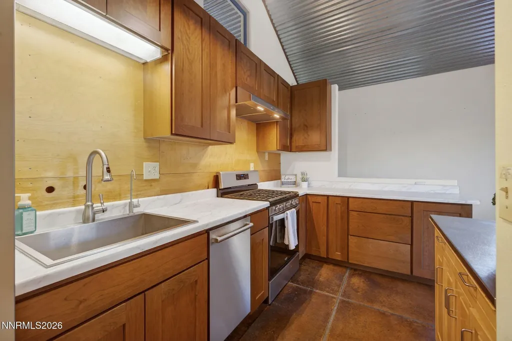 3230 Victory Gardnerville NV 89410