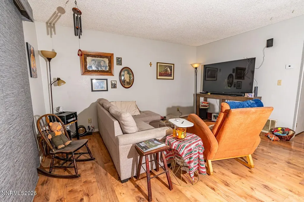 4608 Neil Reno NV 89502