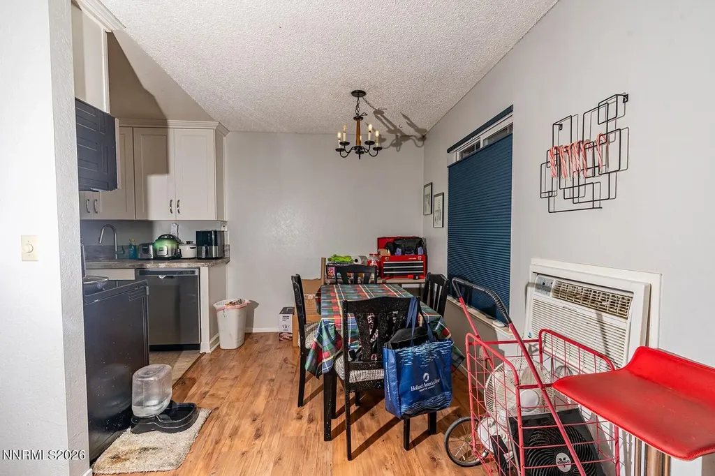 4608 Neil Reno NV 89502
