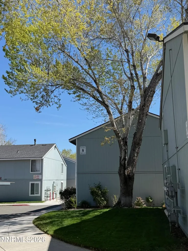 4608 Neil Reno NV 89502