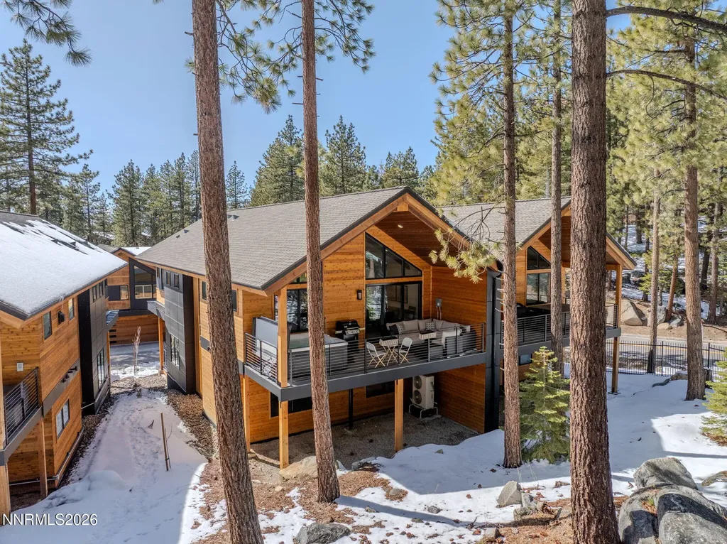 171 Sierra Colina Stateline NV 89449