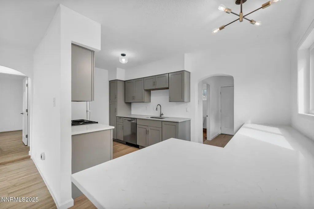 1281 10th Reno NV 89512