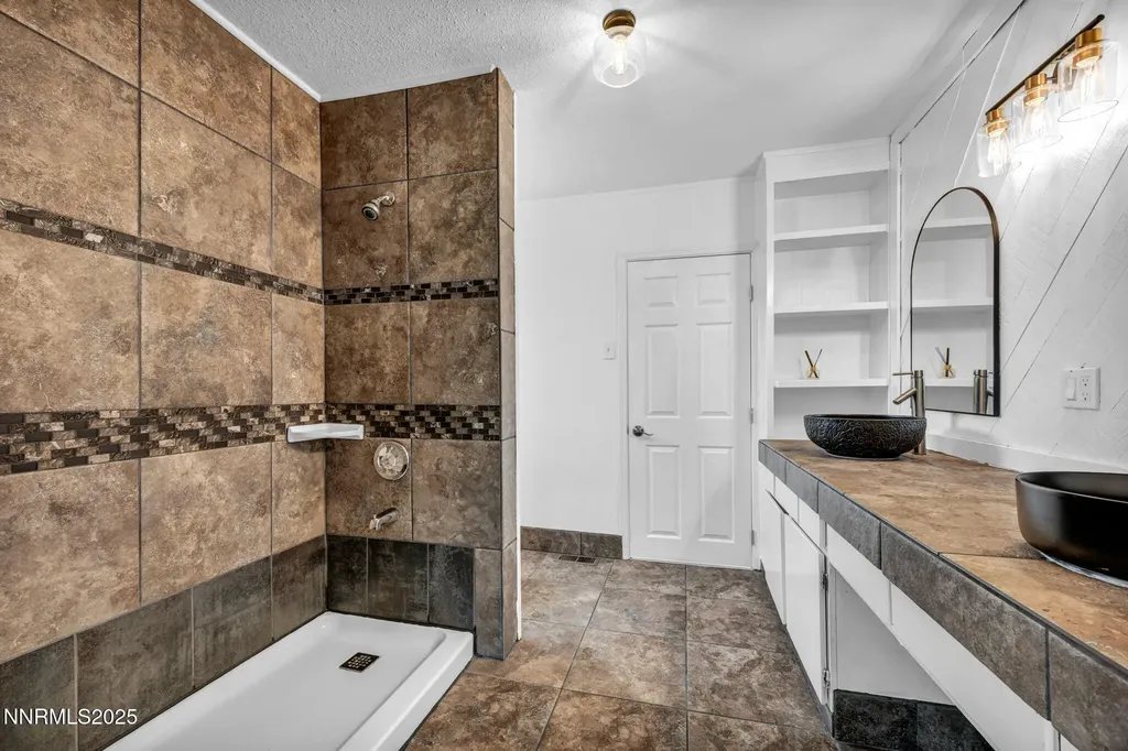 1281 10th Reno NV 89512