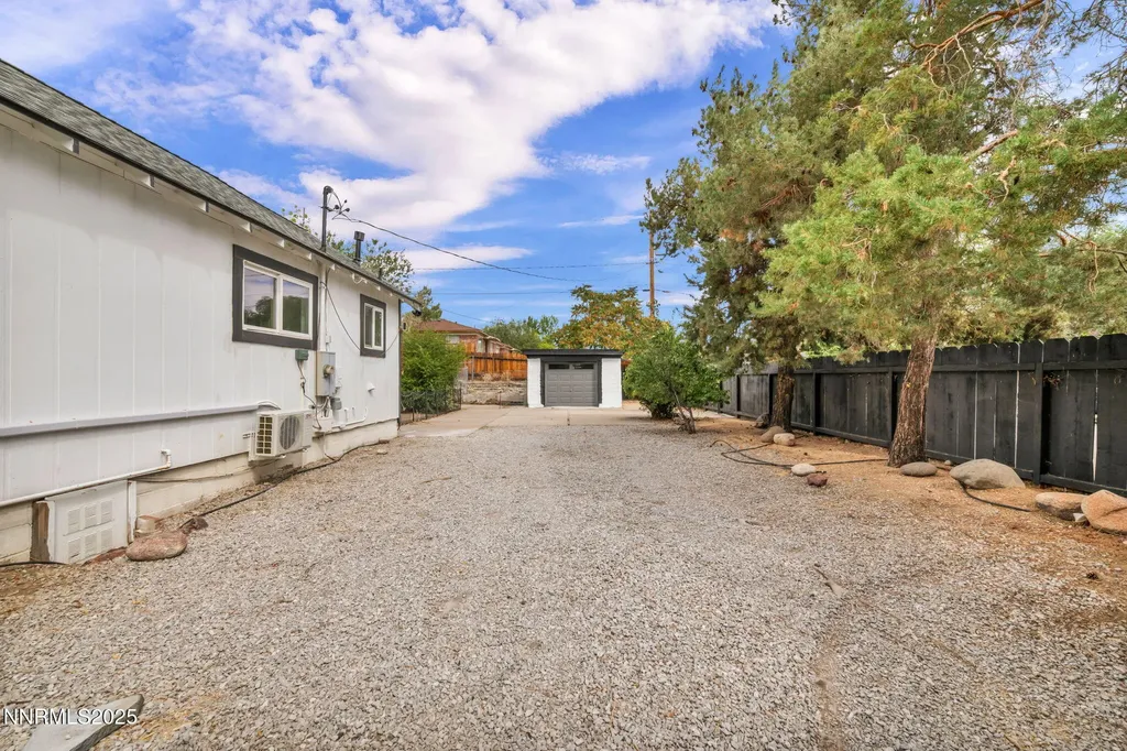 1281 10th Reno NV 89512