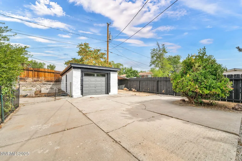 1281 10th Reno NV 89512