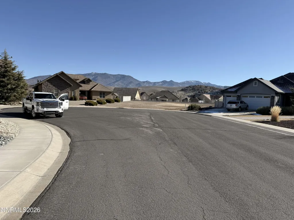 317 San Roma Dayton NV 89403