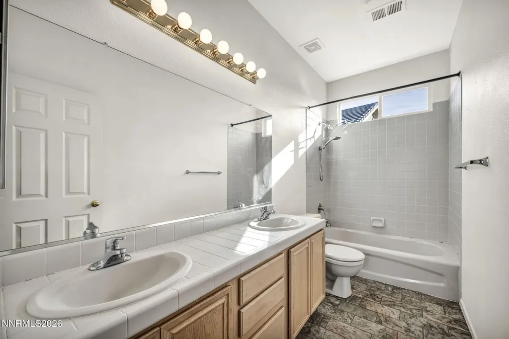 1472 Gaucho Reno NV 89521