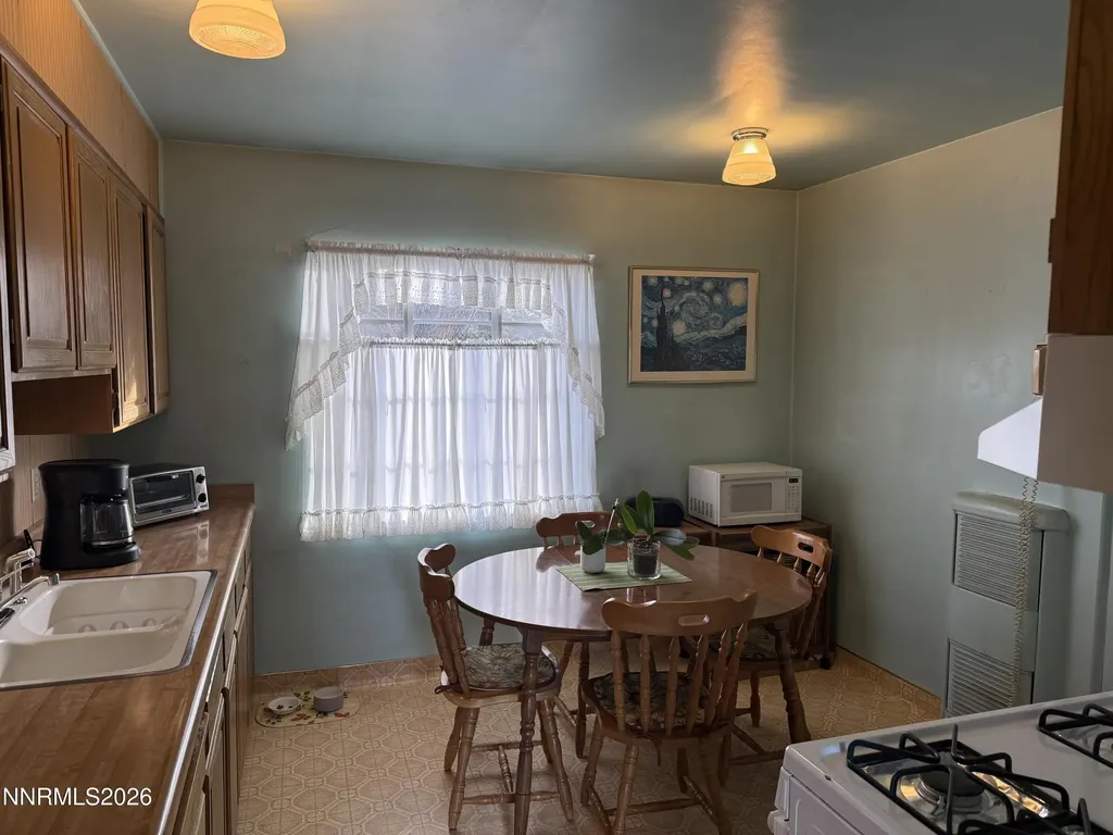 870 Capitol Hill Reno NV 89502