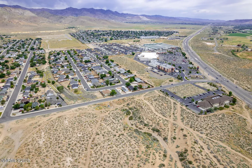 5 Pine Cone Dayton NV 89403