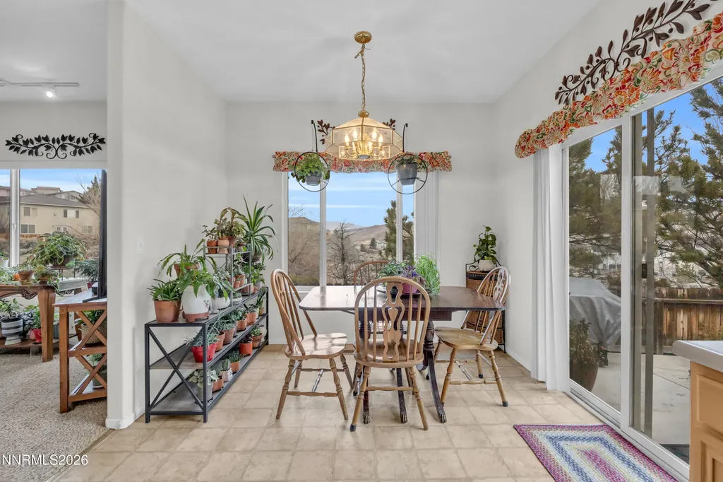 3290 Creekside Sparks NV 89431