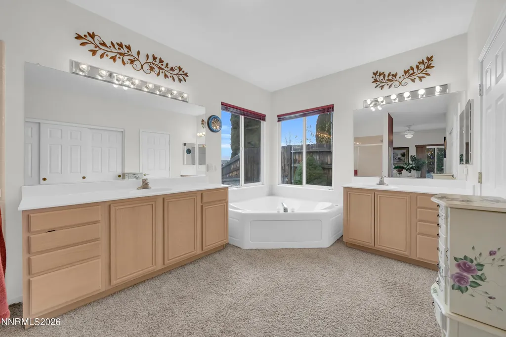 3290 Creekside Sparks NV 89431