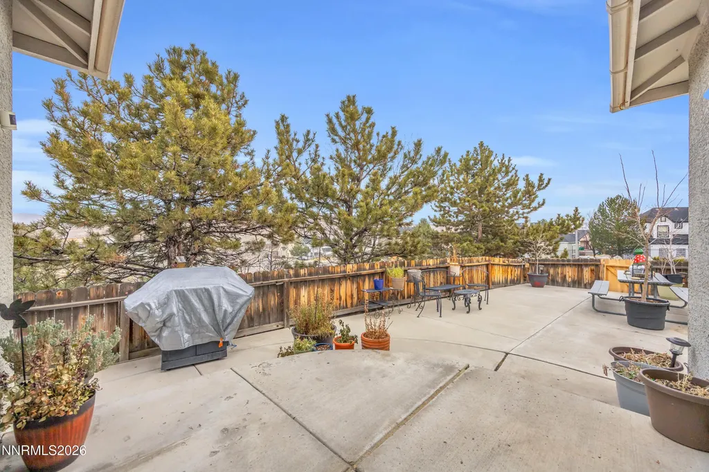 3290 Creekside Sparks NV 89431
