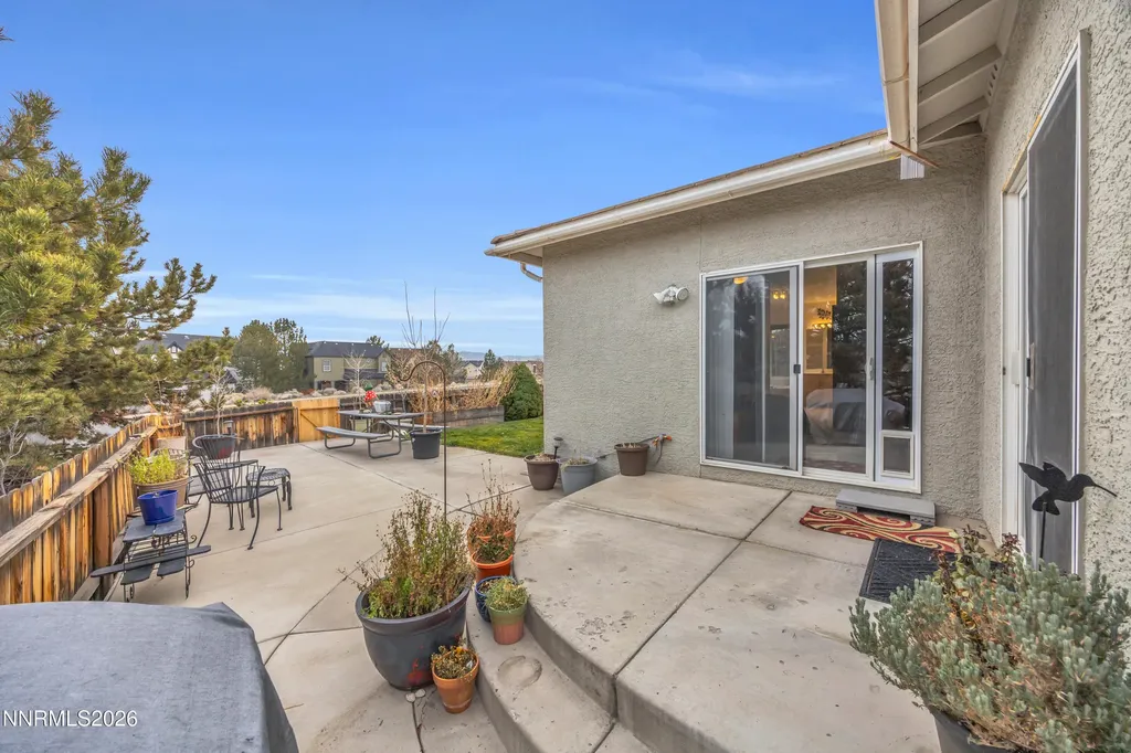 3290 Creekside Sparks NV 89431