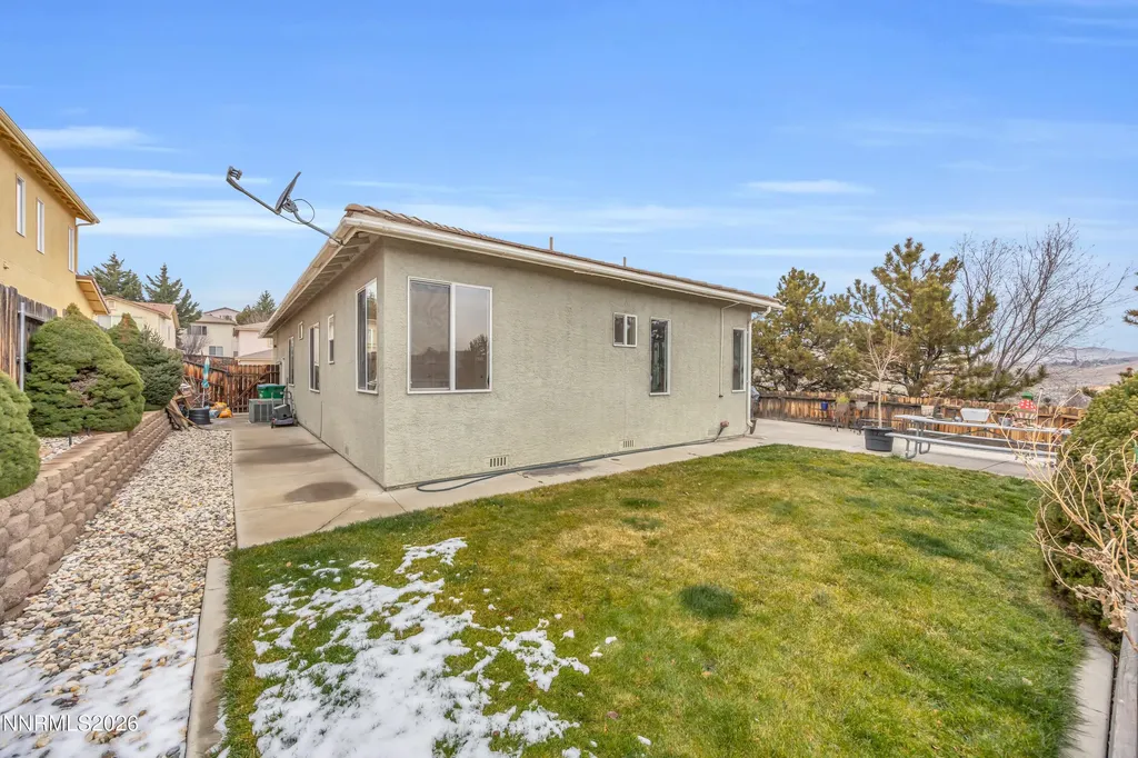 3290 Creekside Sparks NV 89431
