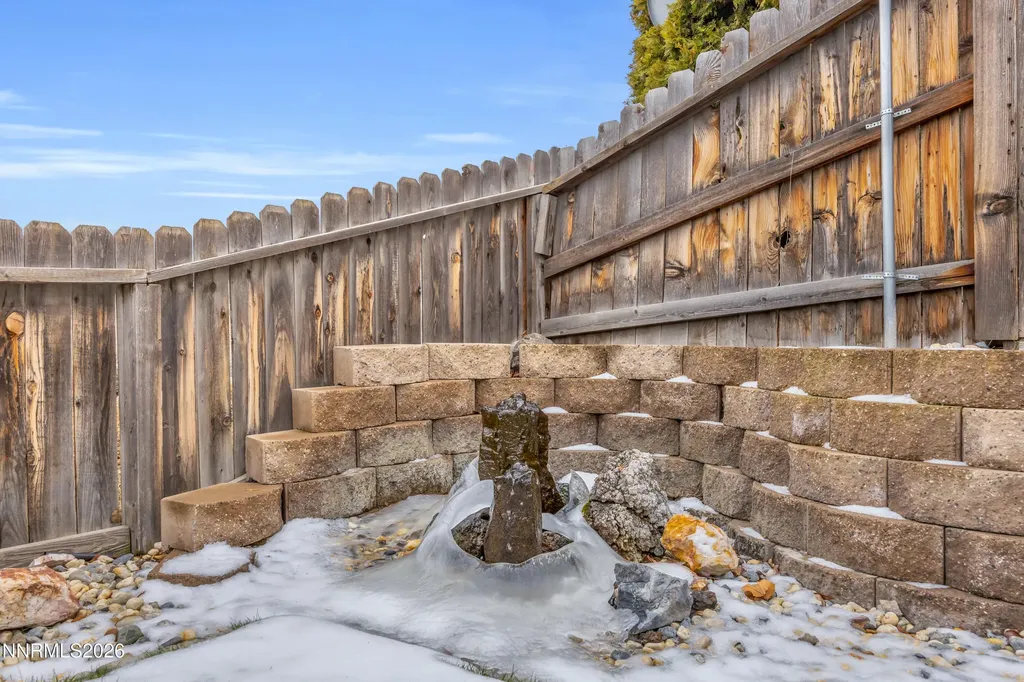 3290 Creekside Sparks NV 89431