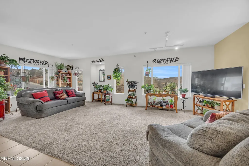 3290 Creekside Sparks NV 89431