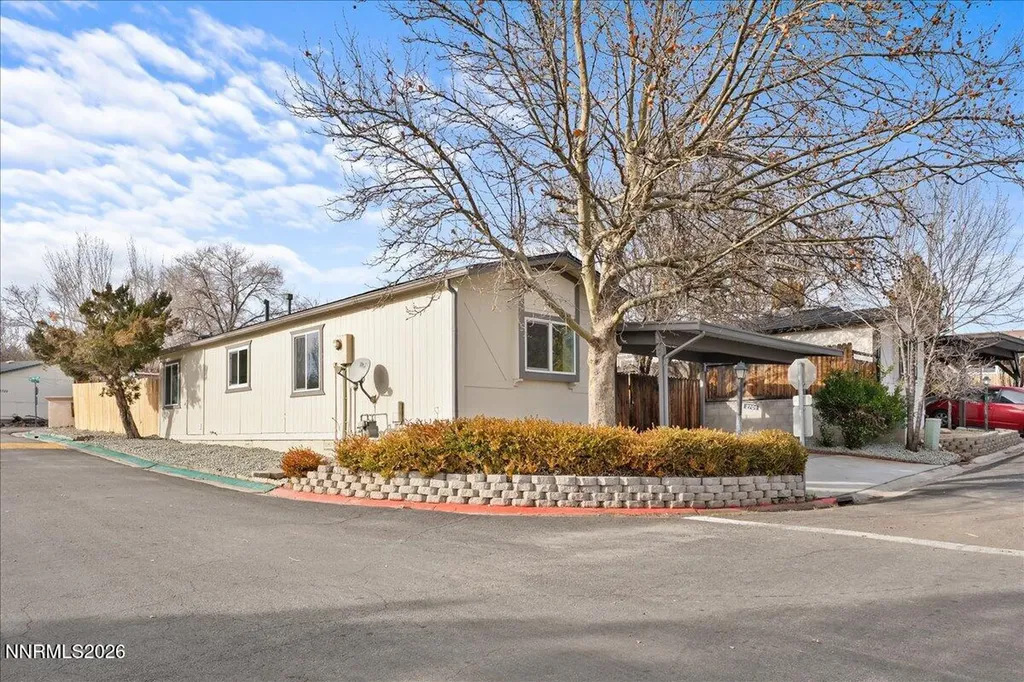 2701 Daffodil Reno NV 89512
