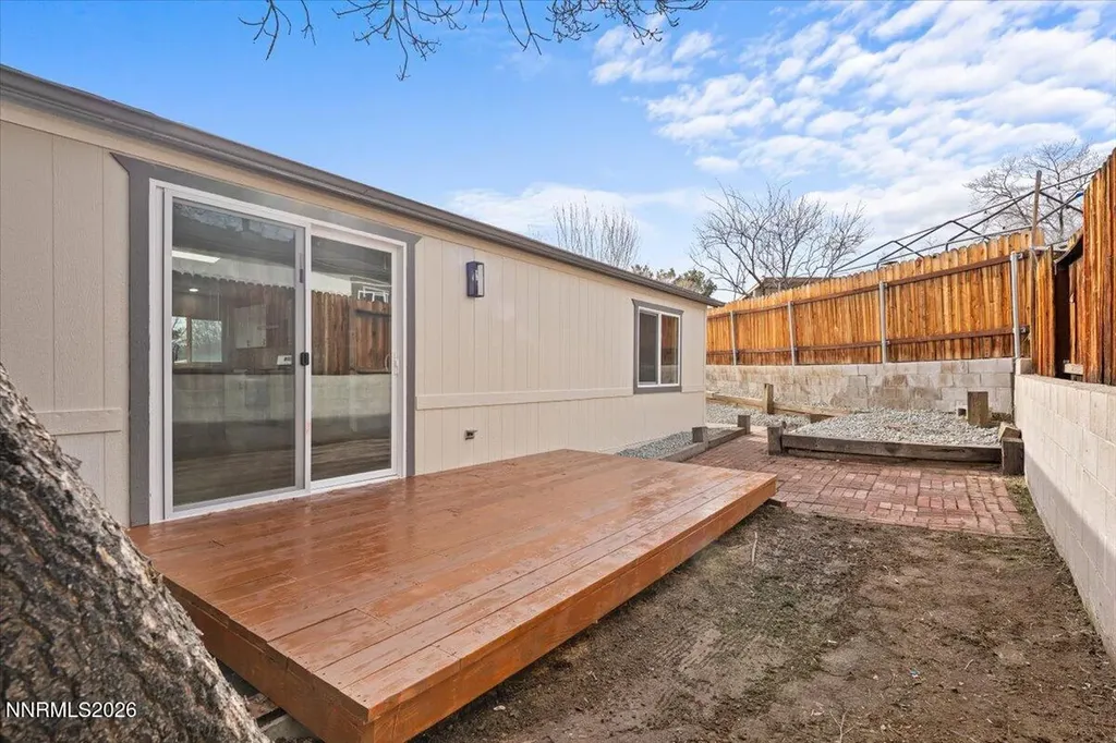 2701 Daffodil Reno NV 89512