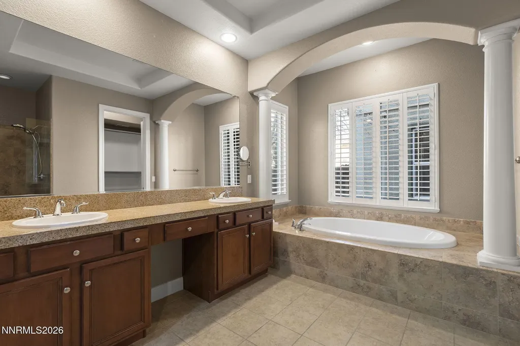 10885 Pentwater Reno NV 89521