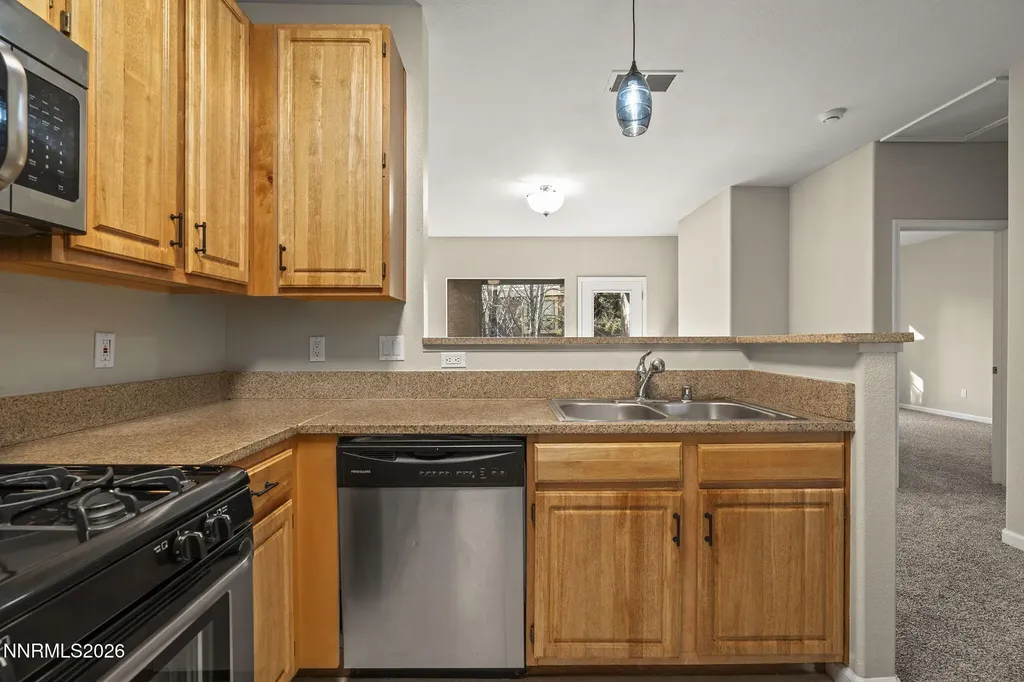 900 Meadows Reno NV 89521
