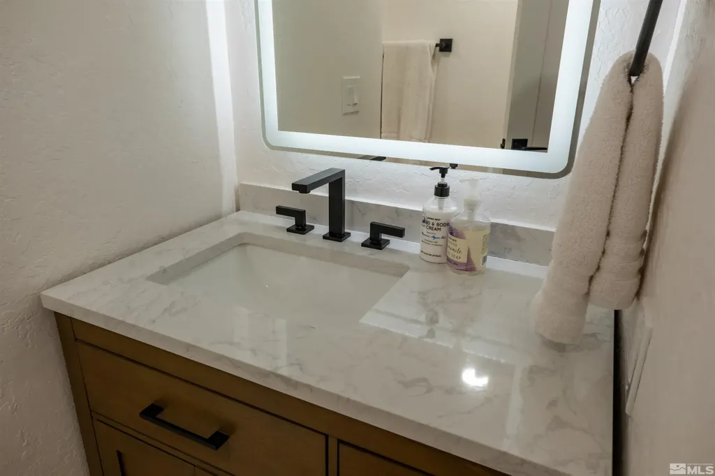 945 Harold Incline Village NV 89451