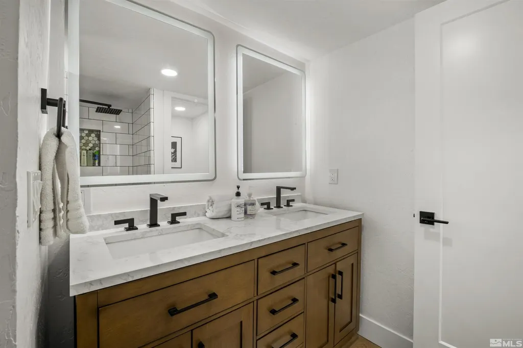 945 Harold Incline Village NV 89451