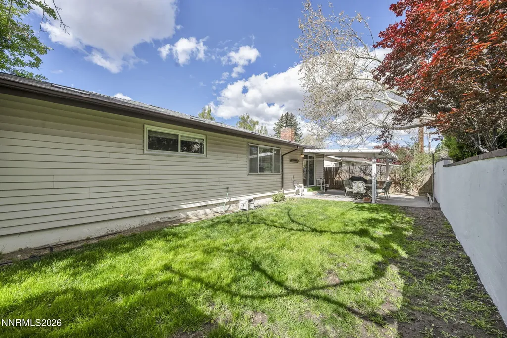 1490 Foster Reno NV 89509