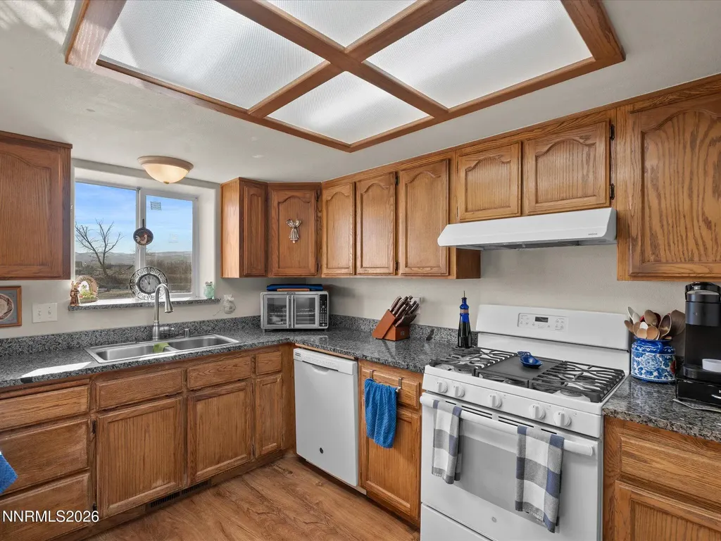 900 Madison Creek Fernley NV 89408