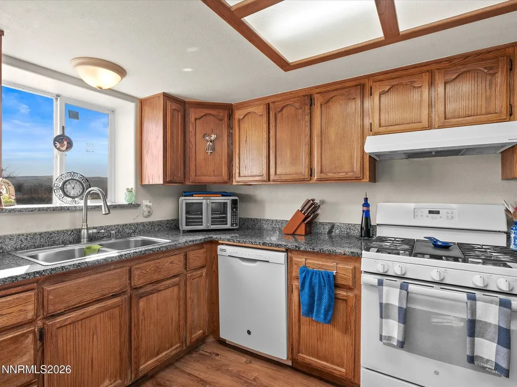 900 Madison Creek Fernley NV 89408
