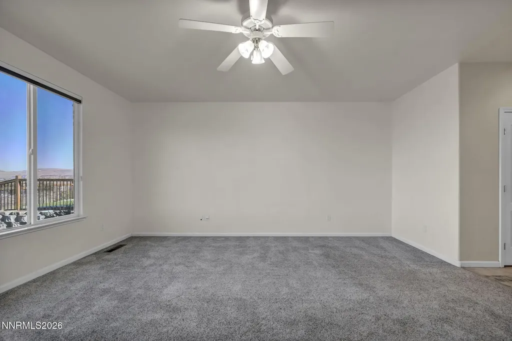 3194 10 Mile Sparks NV 89436